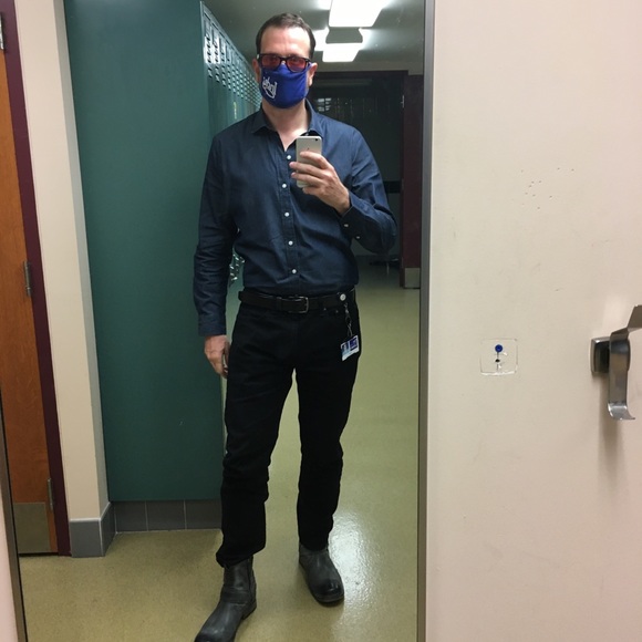 Meet your Posher, Jordan - Picture 2 of 3